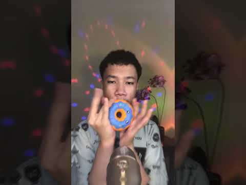 ASMR- Noob Vs Pro Asmrtist #asmr #asmrshorts #shortsasmr