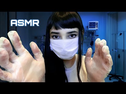 ASMR | ENFERMEIRA NOTURNA ARRUMANDO VOCÊ PARA DORMIR (de forma delicada)