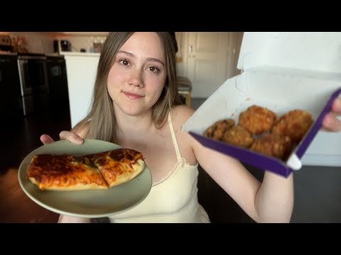 ASMR TACO BELL MUKBANG ~ CHEESE BURRITO, NUGGETS ~ NO TALKING🤫