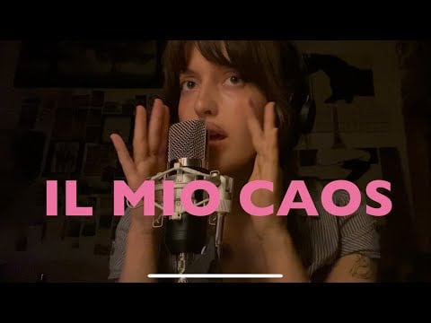 ASMR chiacchiere sussurrate per farti dormire💤😴 tapping e domande per voi🎧💞