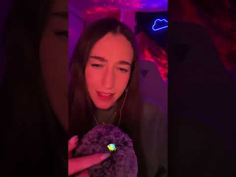 whats ur favourite bug? i love me some ants 🐜  #asmr #asmrtriggers #tingles