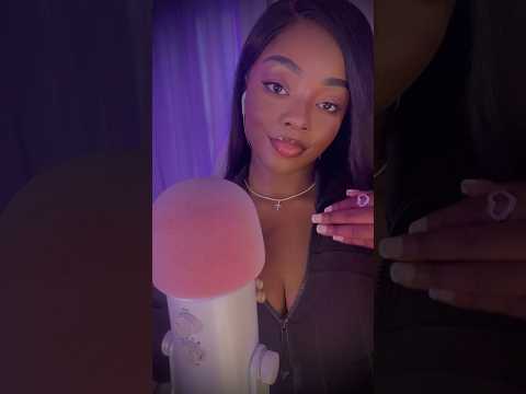 Fabric Scratching 🤍 #asmr #fabricscratching #tingles #softasmr