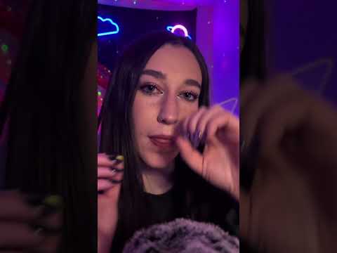 chat do we like this🤭 #asmr #triggersforsleep #relax