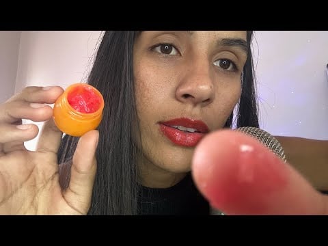 ASMR TE MAQUIANDO COM SALIVA / SPIT PAINTING MAKEUP 🤤