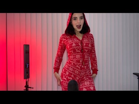 ASMR | FABRIC SCRATCHING XMAS OUTFITS ♥️✨