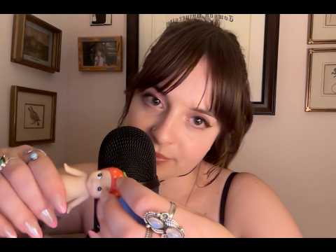 first asmr video (get 2 know me :) + tapping, books, crinkles