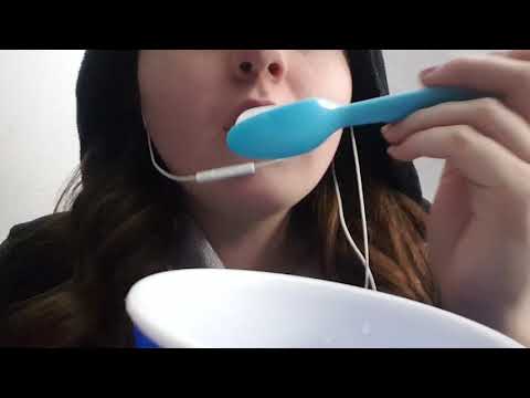 Asmr Igloo Ice Eating (Apple Mic)