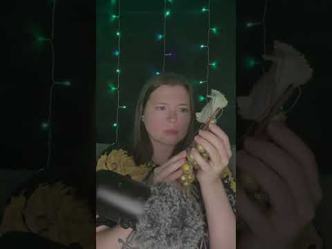 why do these grapes sound so good 🍇 (asmr)