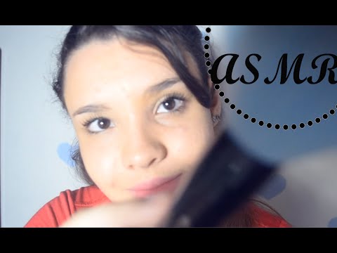 ASMR| Roleplay Maquiagem | Português | Sussurros, Toques, Pincel na tela, etc.