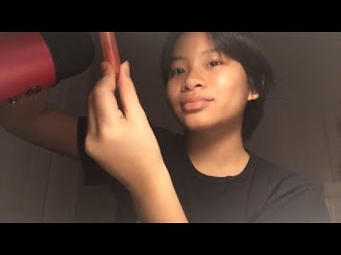 ASMR Lipgloss Tapping and Pumping