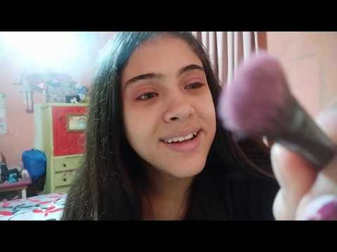 ASMR tu amiga  te maquilla (R.O.L.E.P.L.A.Y)