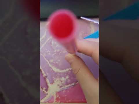 asmr rattle your brain with a pen
