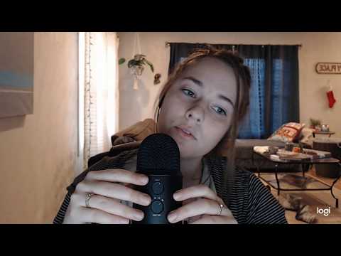 Kiss Kiss 💋 w/ hand movements and heavy breathing ASMR | EchoASMR