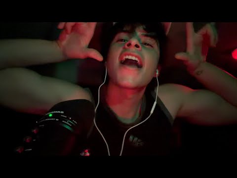 ASMR in spanish mouth sounds