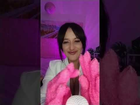 #asmr #relax #visualtingle #triggersforsleep #tingles #scratching #tapping #asmrsounds #shorts