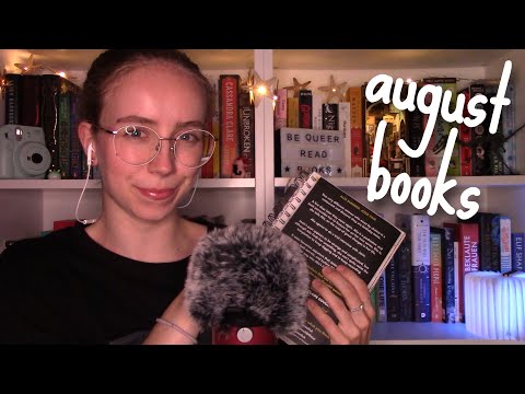 [ASMR] August Reading Wrap Up 📚🌤️ (whispering, fluffy mic, book triggers,...)