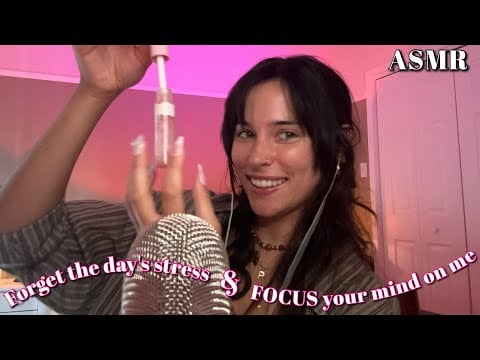 ASMR | Softly Speaking ♡ Counting From 1 to 10 With Mic Rubbing & Lip Gloss Pumping ♡
