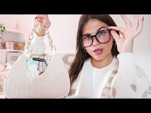 POV ASMR : Ta Daronne Fouille dans Ton Sac (et c'est ok) 🥹