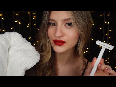 ASMR 🇮🇹 SONO LA TUA RAGAZZA 👩‍❤‍👨 Ti Faccio la Barba 🧔 (Men's Shave & Personal Attention)