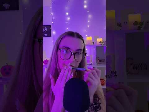 ASMR mermaid brush 🧜🏻‍♀️  #asmrmouthsounds #asmrtriggers