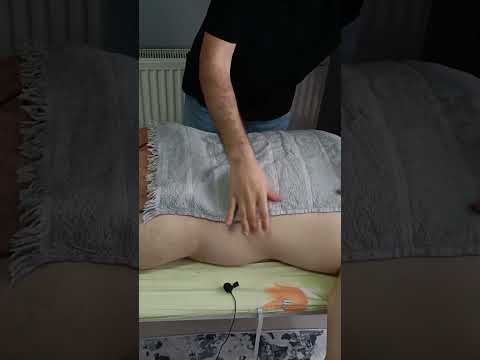 MASSAGE THAT RELAXES CONTRACTED BACK MUSCLES #massage #satisfying #relaxing #asmr #shorts