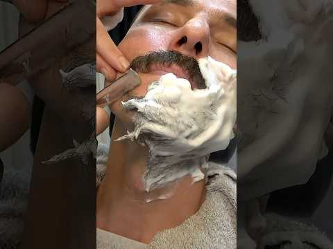 BARBER FACE CARE - HAIRCUT- RAZOR BEARD SHAVE- CRACKS & BODY MASSAGE #asmr #shorts #haircut #massage