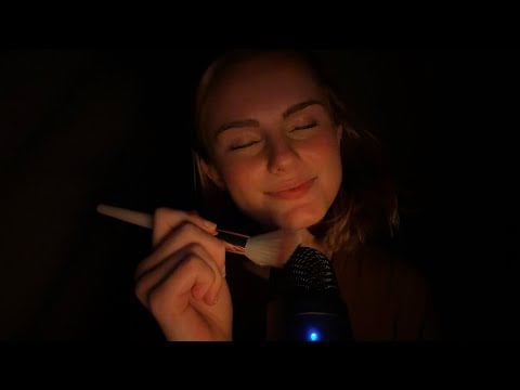 ASMR Soft Humming + Mic Brushing