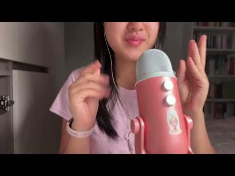 ASMR Kisses & Tongue clicking!!!(mouth sounds)