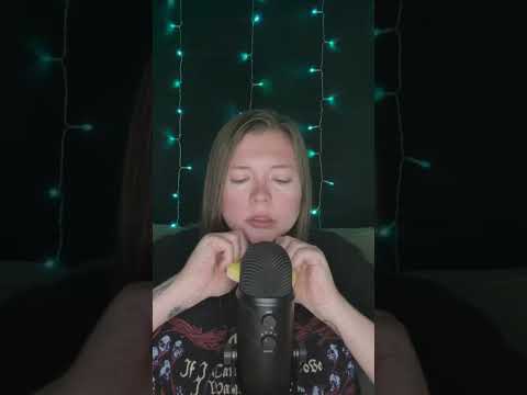 how slow can sponge scratching get? (asmr)