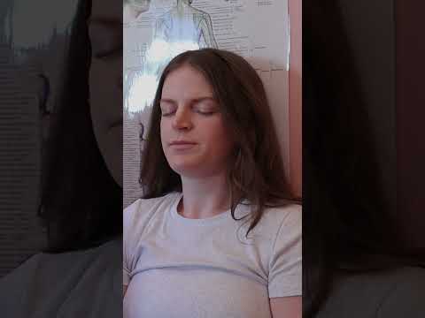 Sharp or dull? ASMR doctor tests her #asmr #asmrdoctor