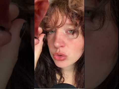 Wooden spoon mouth sounds #mouthsounds #relax #visualtingle #asmr
