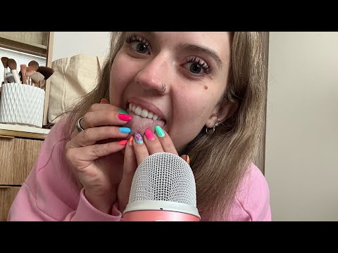 ASMR| Tongue Tapping, Coconut Rain (Tongue Flutters) & Body Triggers! 