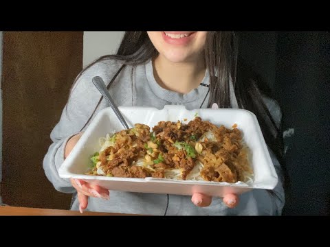 VIETNAMESE GRILLED PORK AND VERMICELLI NOODLES/ MESSY EATING