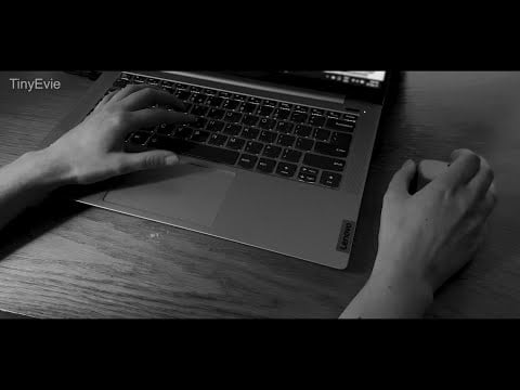 [Visual ASMR] Using my mouse and keyboard (with rain sounds - no talking)