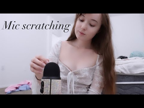 ASMR mic scratching 🎙️😍