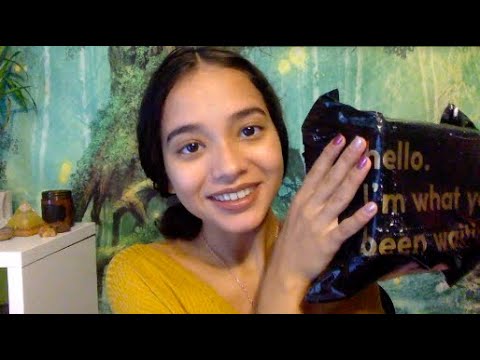 ASMR~ Unboxing @IGIVESAGEADVICE Goodies! 😄 🎁