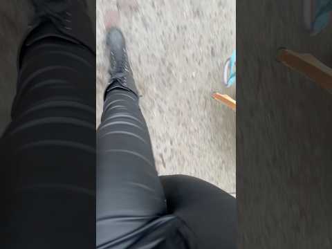 ASMR im Regen mit Boots. 🥰