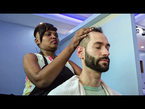 This is what a SHAVE and HEAD MASSAGE is like in Mombasa 🇰🇪