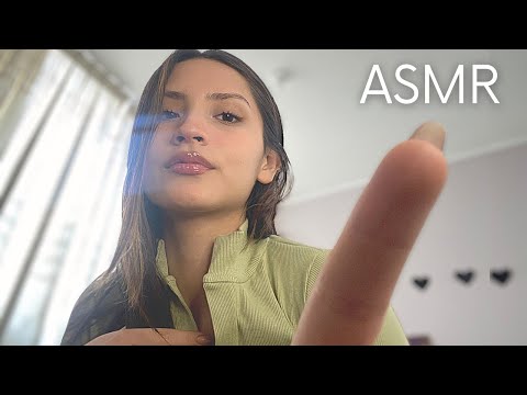 ASMR en tu CAMITA 🤍 Tu mejor amiga te prepara y ayuda a dormir 🌙