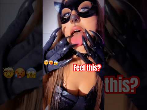 HALLOWEEN ASMR: SPIT PAINTING W/ CATWOMAN P.4: tongue fluttering, mouth triggers #asmr #halloween