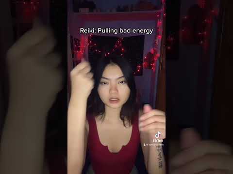 Trying reiki for the first time #reikihealing #reikimusic  #badenergy #pullingbadenergy
