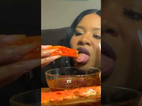 King crab is my fave!! #asmr #mukbang #tinglyfeeling #fyp #shorts