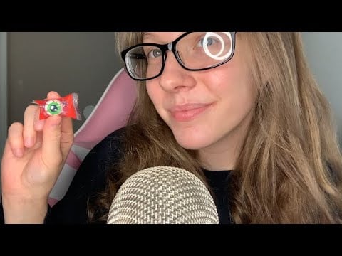 ASMR Up Close Gum Chewing With Bubble Gum Eyeballs