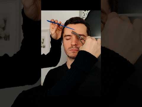 A facial hairdresser at work