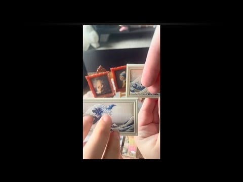 Roommate tries ASMR with me (Mini items, tapping) 