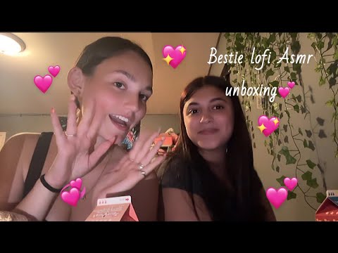 My sister in law tries Asmr💕(lofi unboxing)