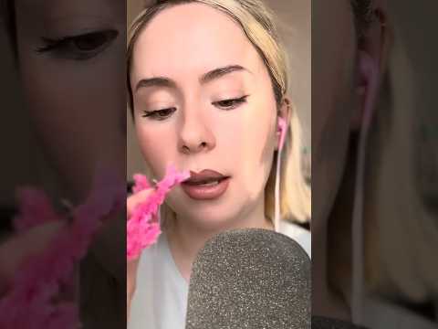 brushing sounds 🥰 #relax #tingles #visualtingle #asmr