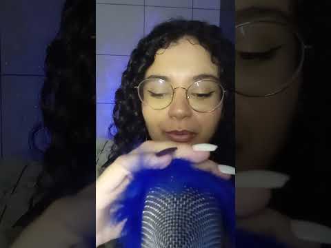 ASMR- Sons de pena no microfone