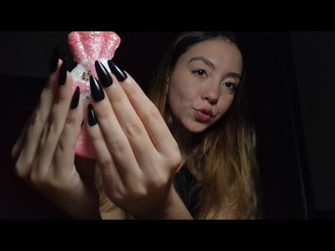 ASMR massagem em objetos, tapping, sons de boca (caseirinho)