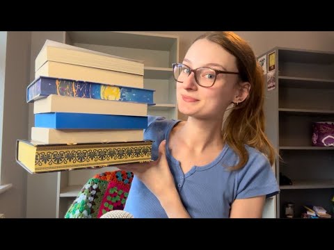 ASMR What I Read In November! (Book triggers and close whispers) 